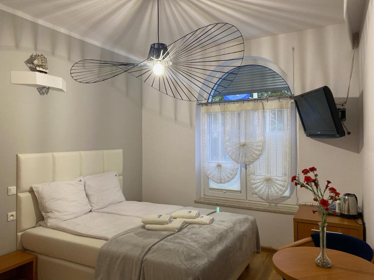 Al Mare-Villa Z Klimatyzacja Устроне-Морске Экстерьер фото